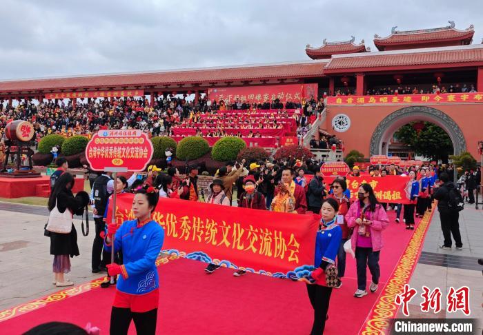（台海观澜）从信俗共缅到血脉寻根 台胞跨海“登陆”迎高峰