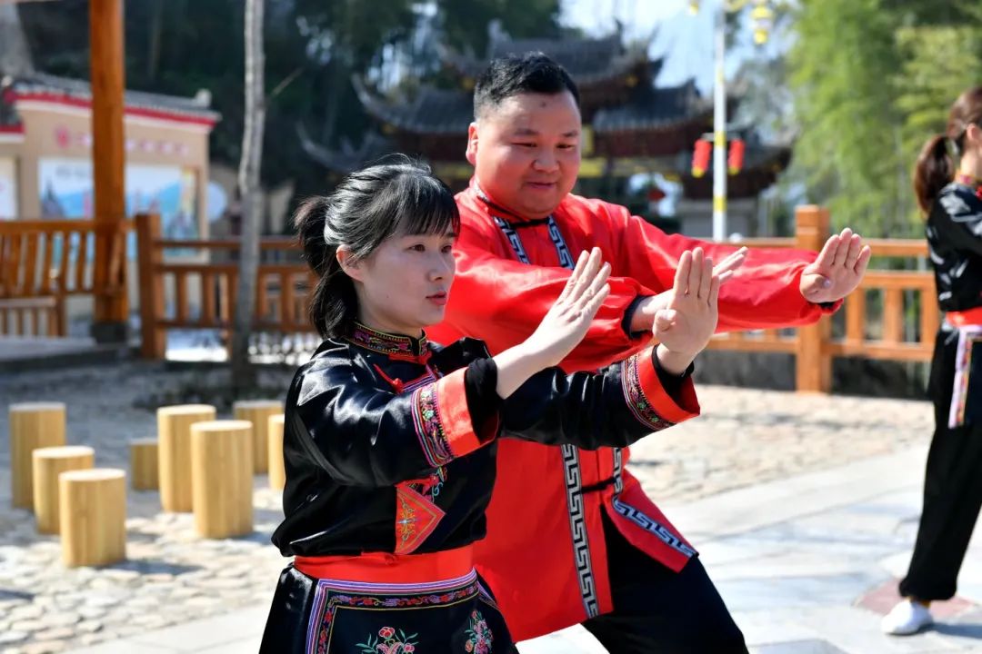 【海峡姐妹】钟团玉：以武兴村的畲村“女当家”