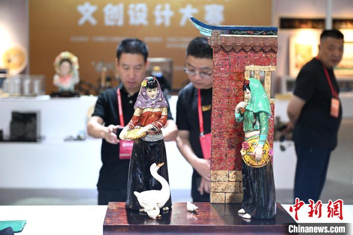 第五届中国工艺美术博览会福州闭幕 意向金额达1.45亿元