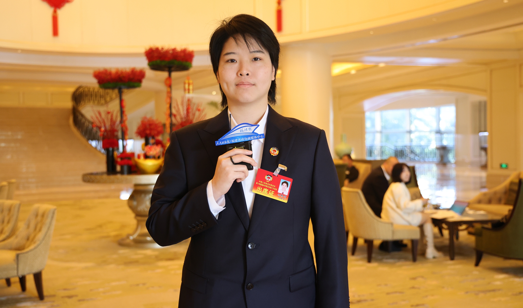 何艳霞：在全球化竞争中“敢闯敢干”