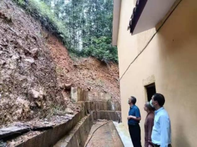 考核巡查组在龙岩市发现：长汀县一临山寺庙存在诸多安全隐患